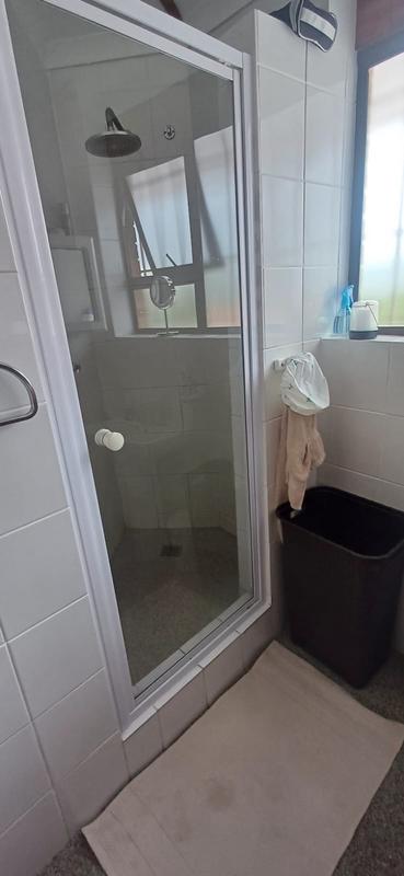 5 Bedroom Property for Sale in Sandbaai Western Cape